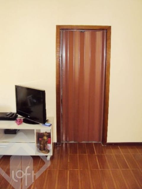 Image 7 - 232043